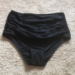 Cupshe highwaiat Black touches swim bottoms
